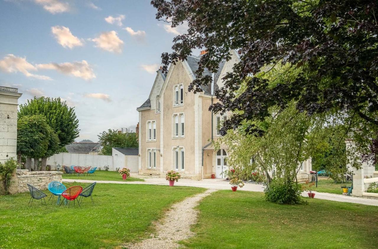 ホテル Manoir Des Bertinieres Cravant-les-Coteaux エクステリア 写真