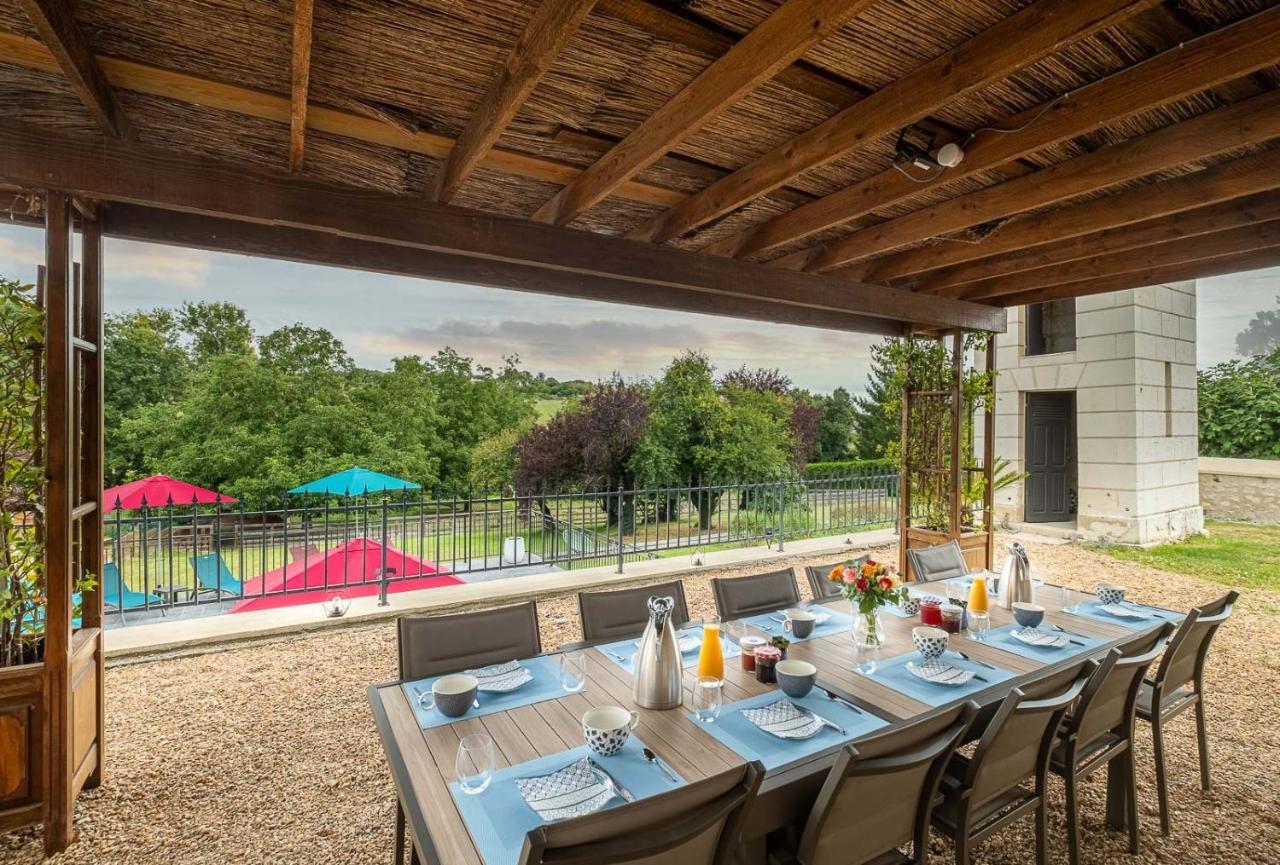 ホテル Manoir Des Bertinieres Cravant-les-Coteaux エクステリア 写真